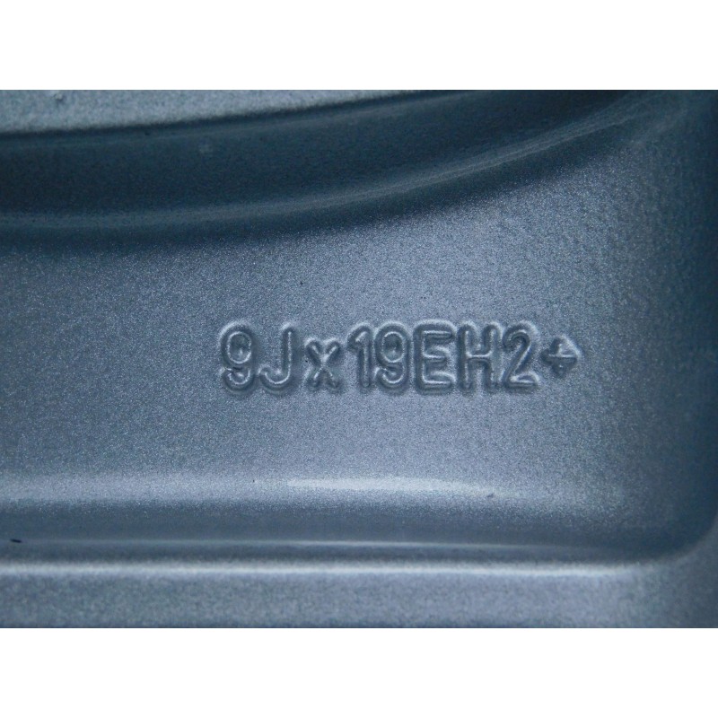 JUEGO DE LLANTAS ORIGINALES BMW EN 19" STYLE 331