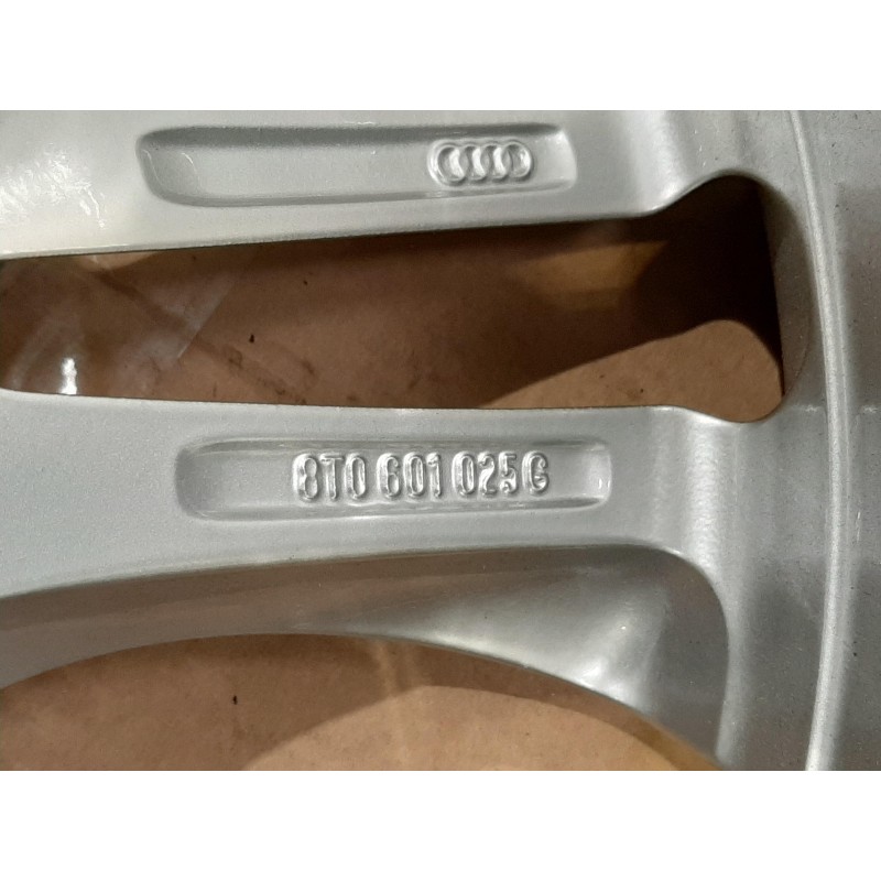 JUEGO DE LLANTAS ORIGINALES AUDI EN 18"